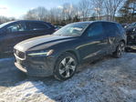 Volvo V60 2023