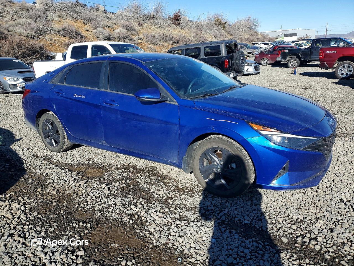 Hyundai Elantra 2023