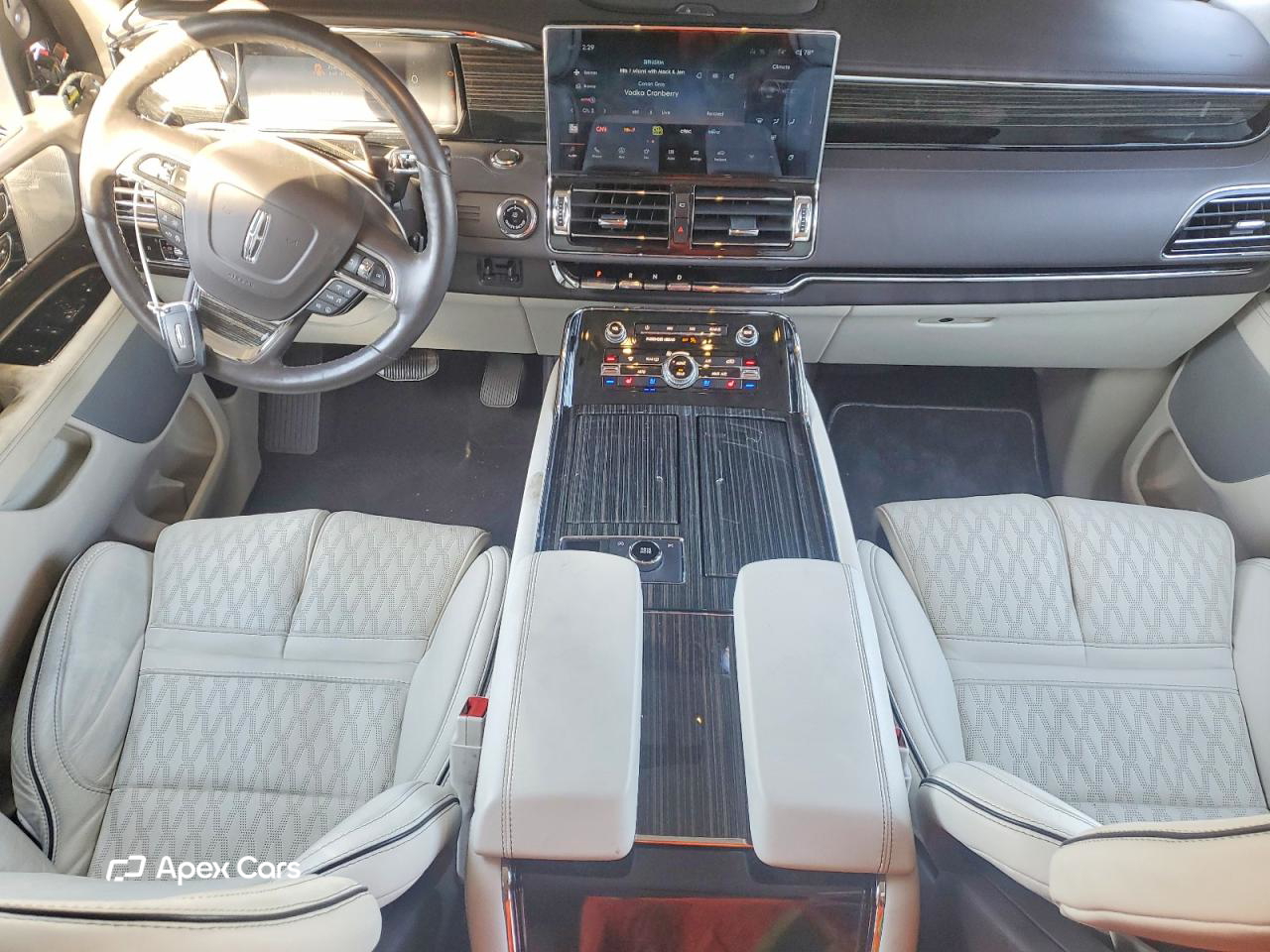 Lincoln Navigator 2024