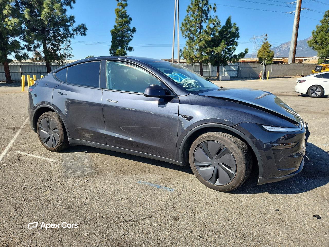 Tesla Model Y 2026