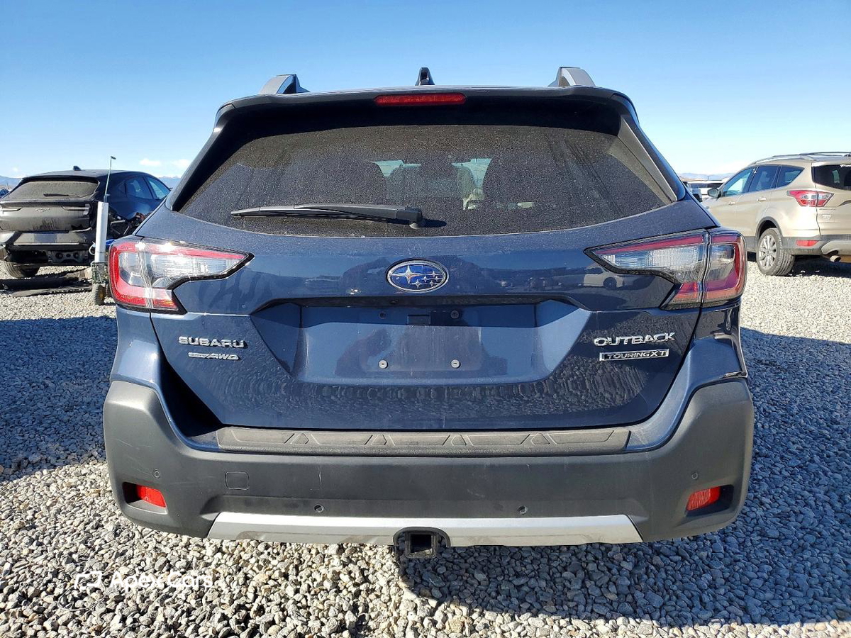 Subaru Outback 2025