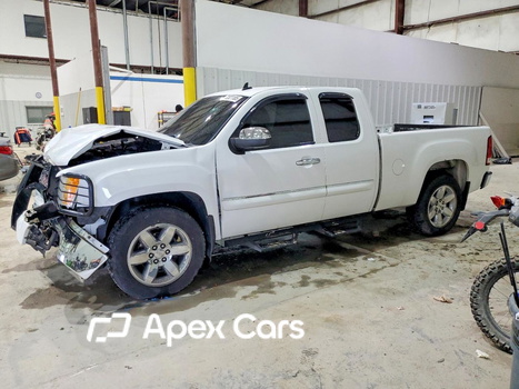 GMC Sierra 2013 - Image 1 of 13