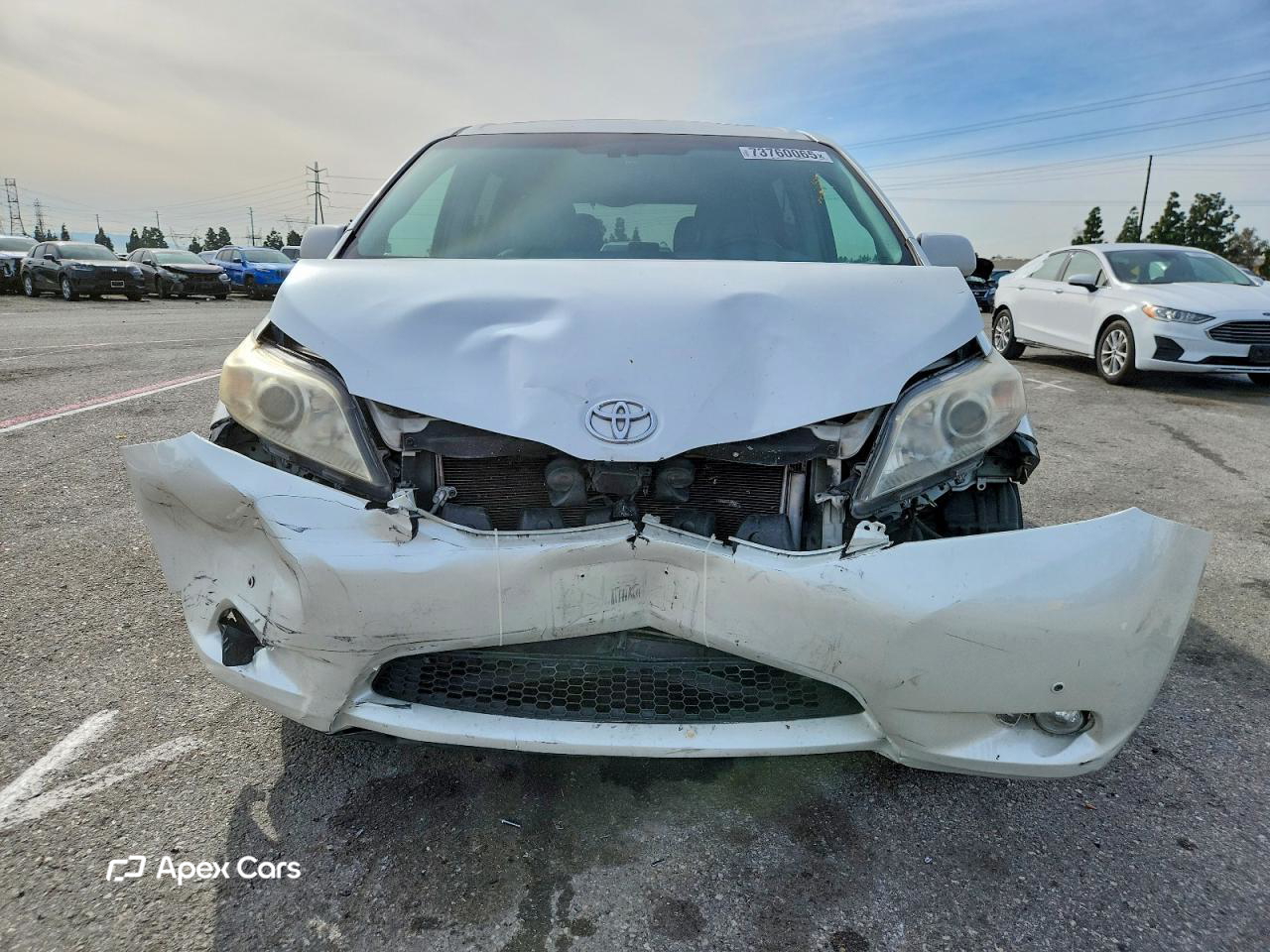 Toyota Sienna 2011