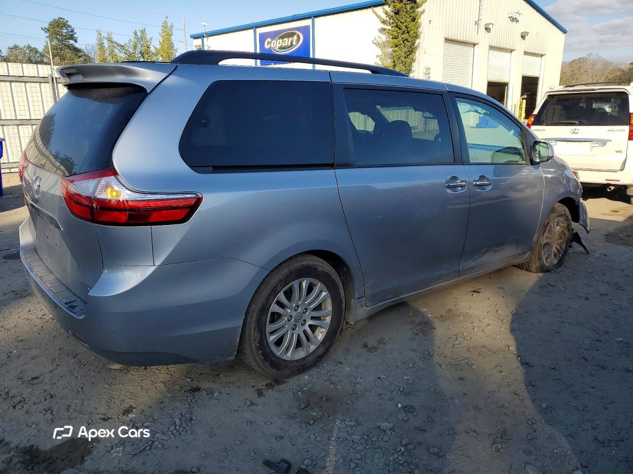 Toyota Sienna 2016