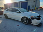 Toyota Avalon 2016