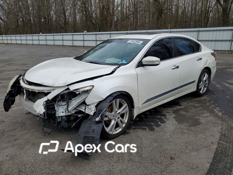 Nissan Altima 2015 - Image 1 of 12