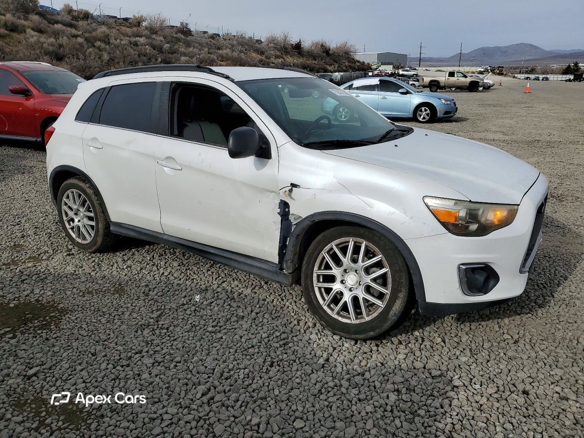 Mitsubishi Outlander 2013