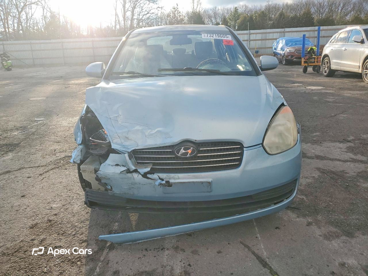 Hyundai Accent 2010