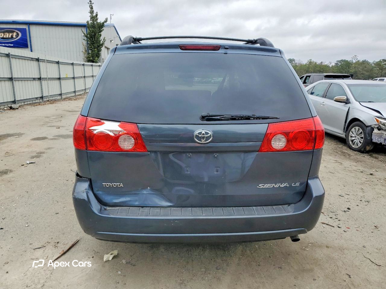 Toyota Sienna 2010