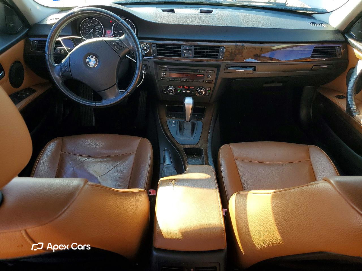 BMW Series 3 2011