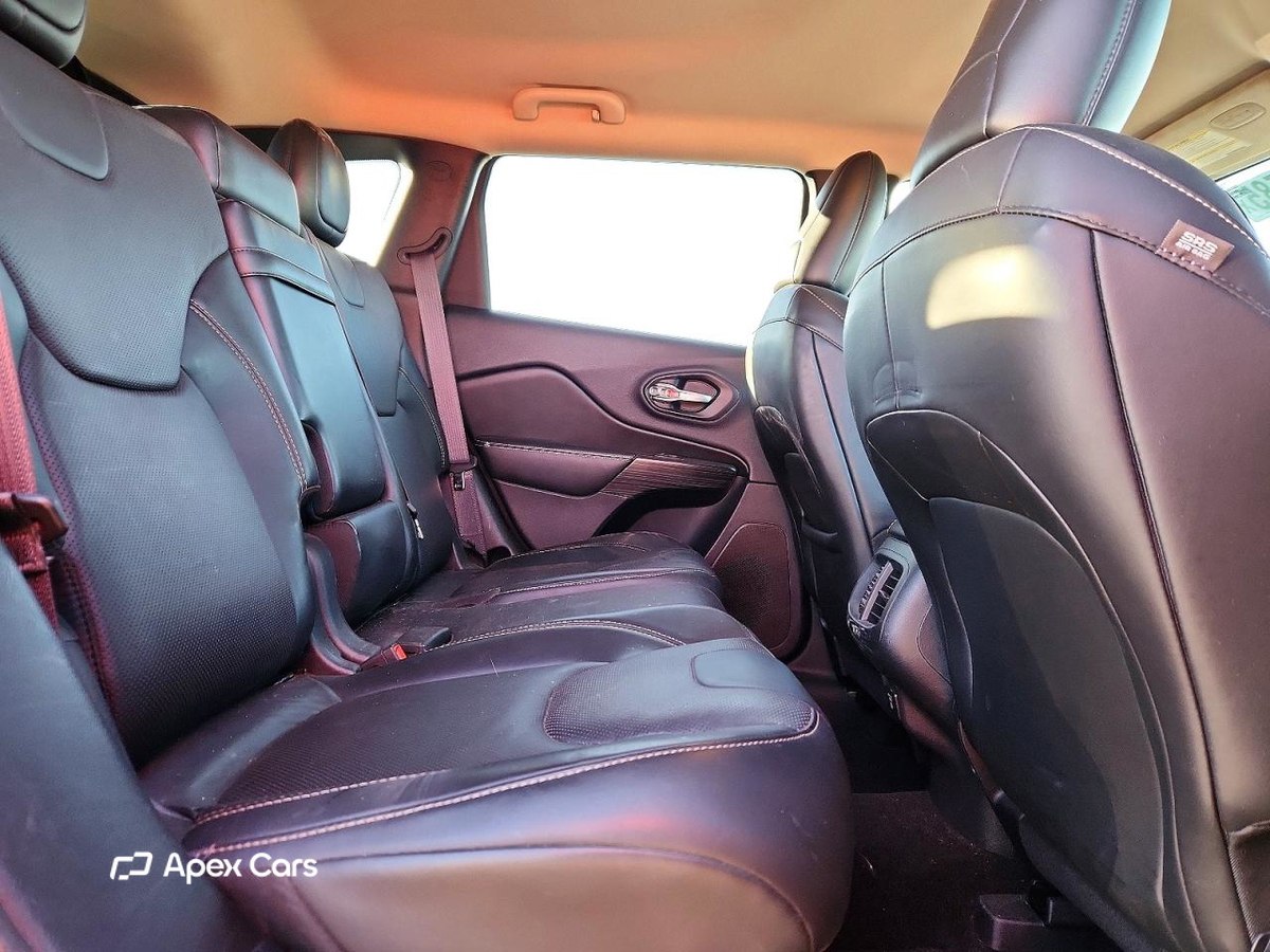 Jeep Cherokee 2016