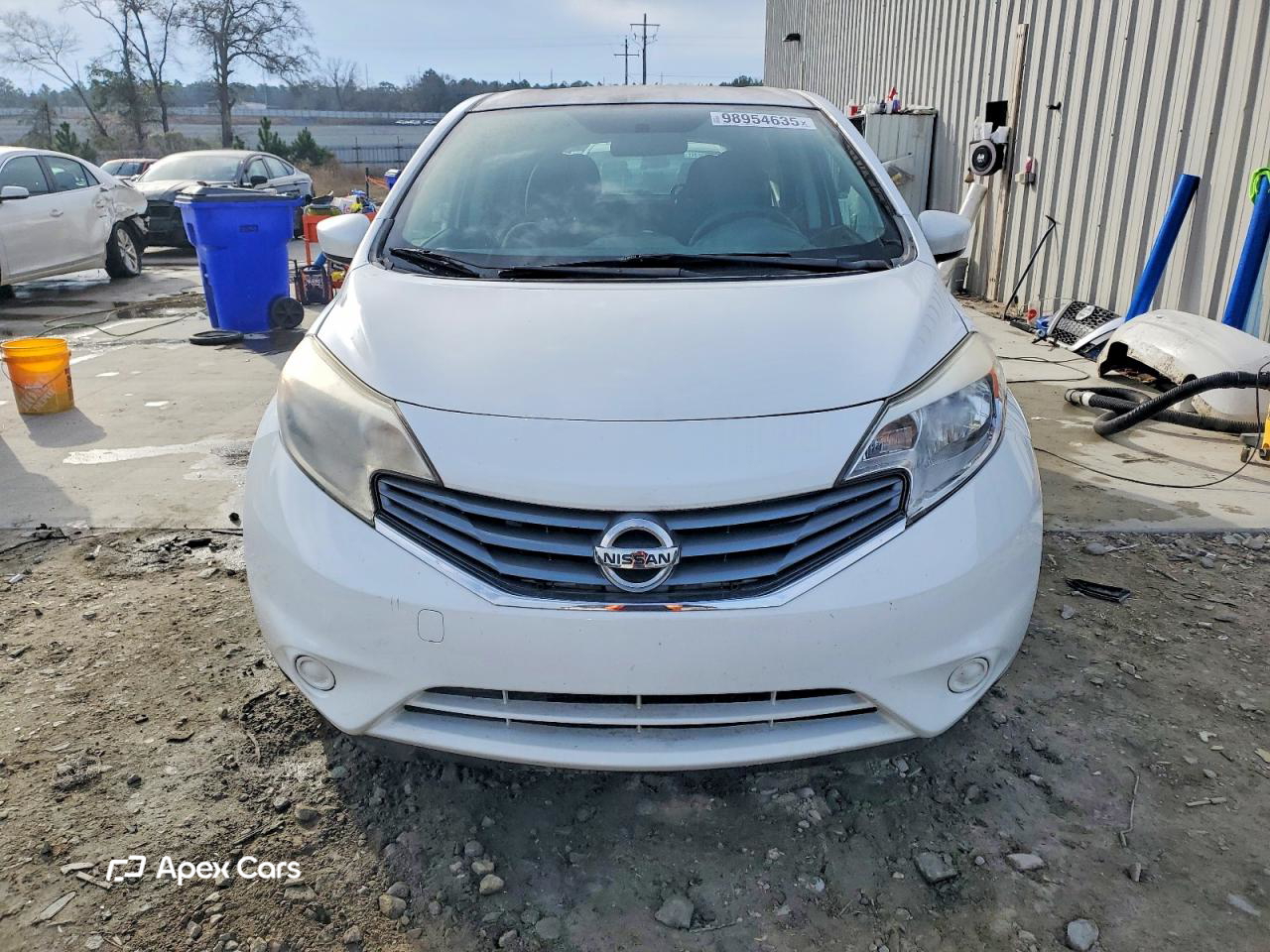 Nissan Versa 2016