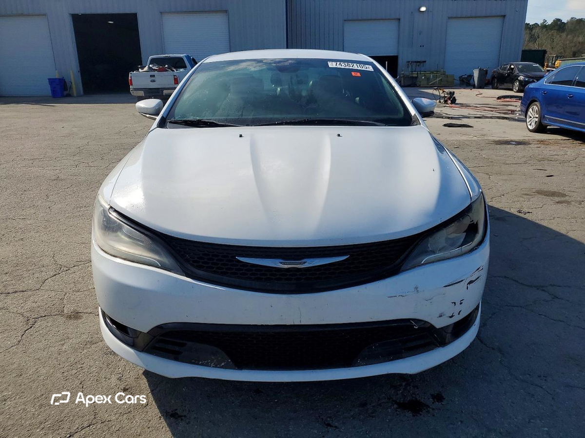 Chrysler 200 2015
