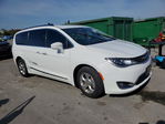 Chrysler Pacifica 2017