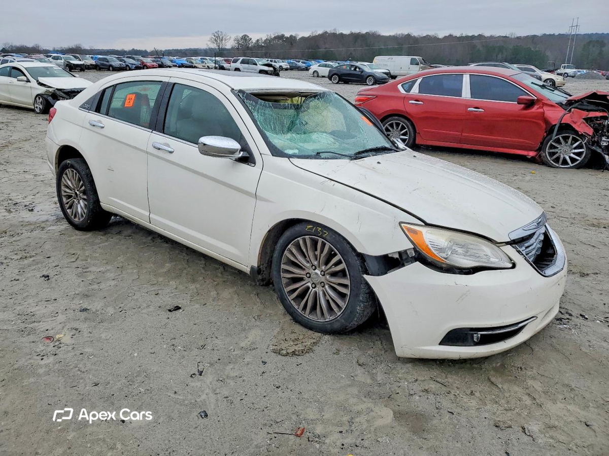 Chrysler 200 2011