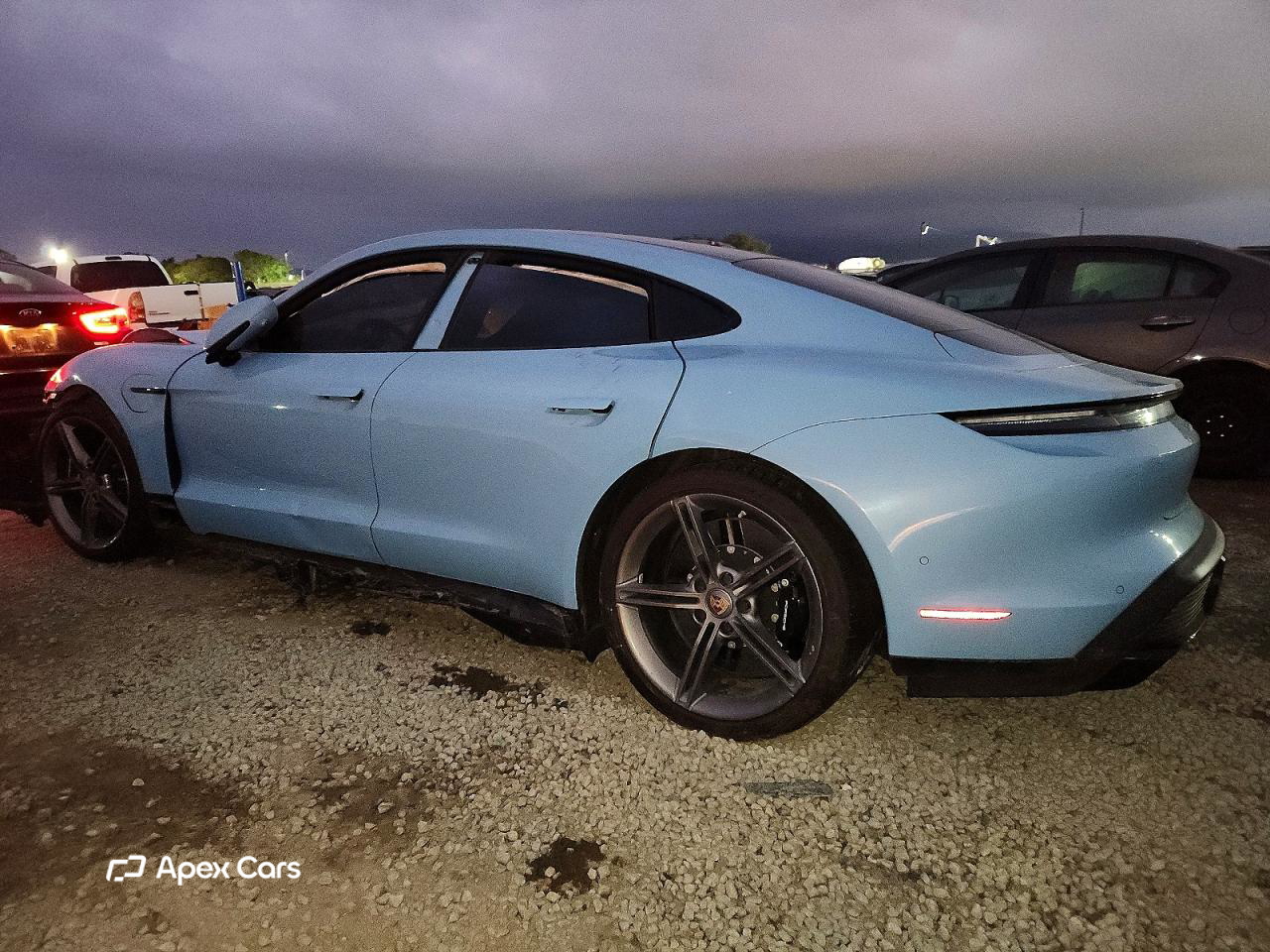 Porsche Taycan 2023
