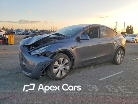 Tesla Model Y 2023 - Zdjęcie 1 z 13