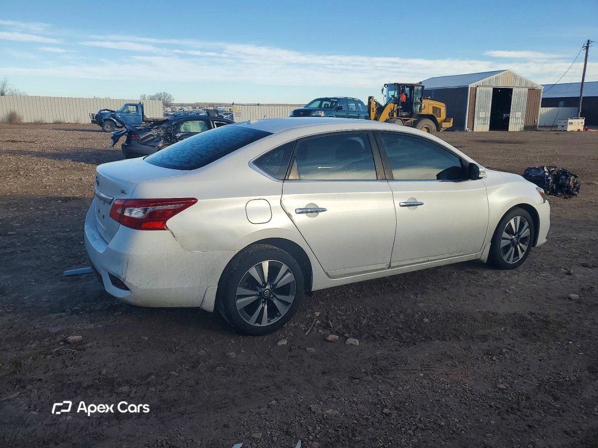 Nissan Sentra 2018