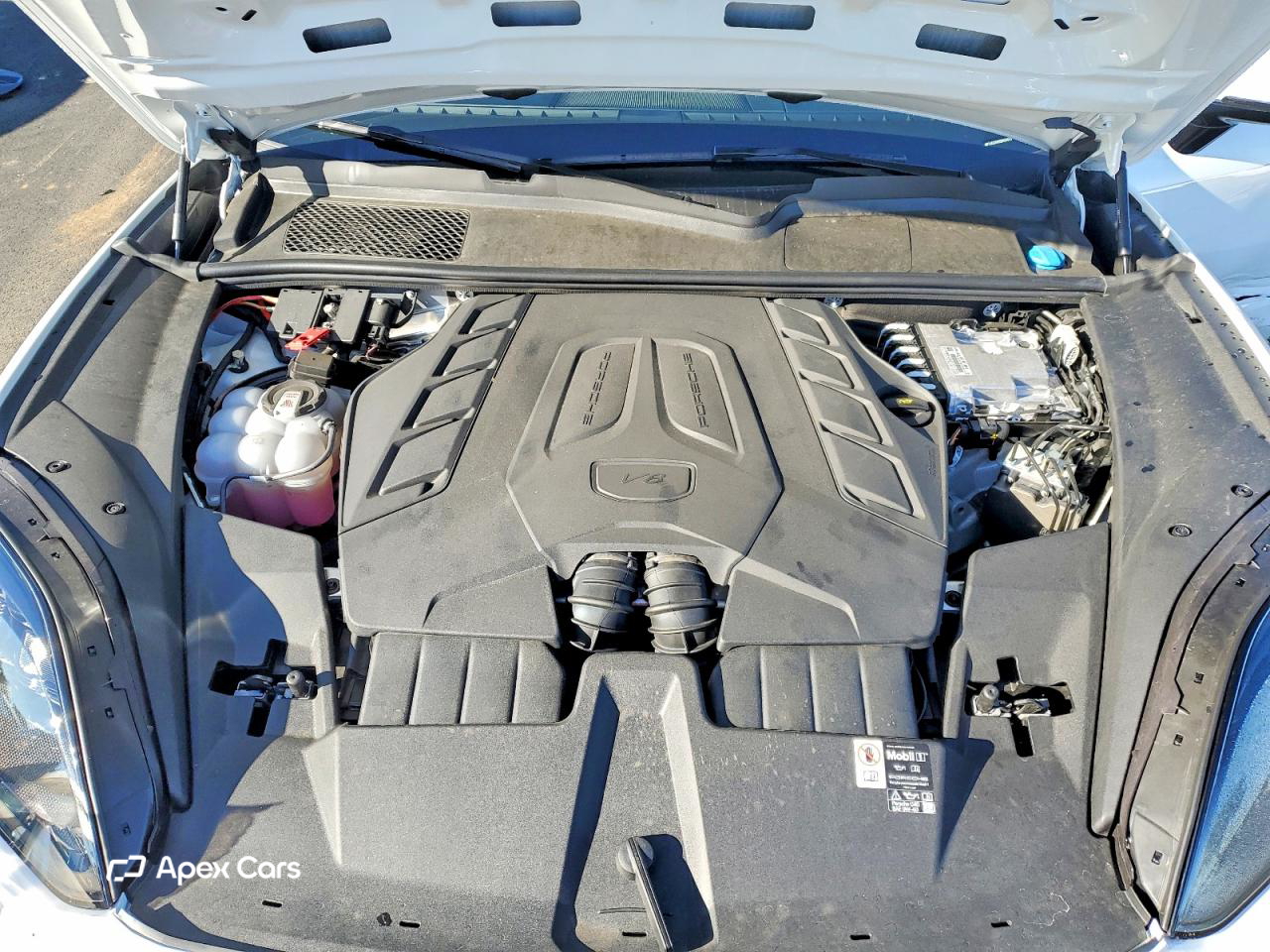 Porsche Cayenne 2025