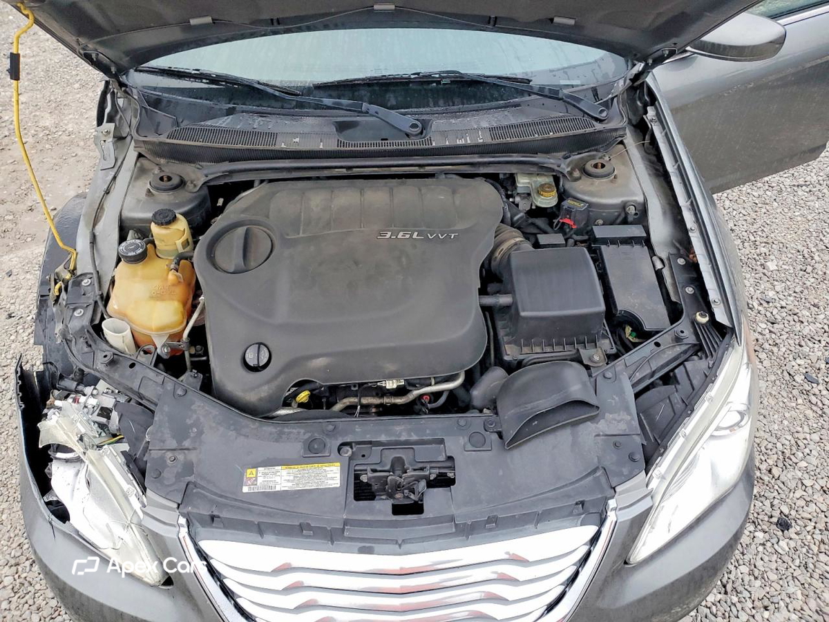 Chrysler 200 2012