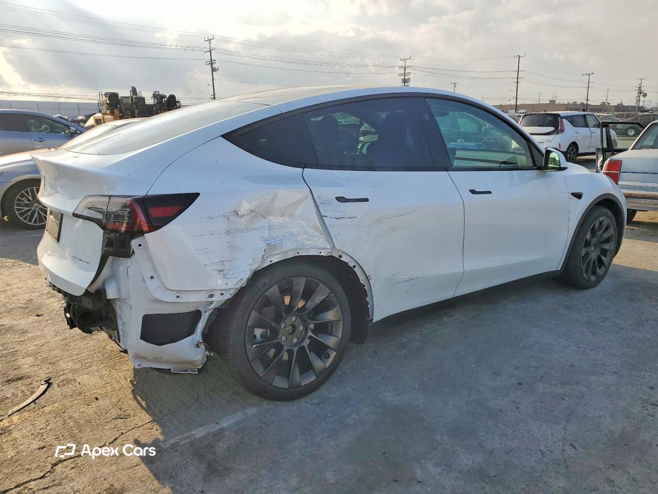 Tesla Model Y 2024