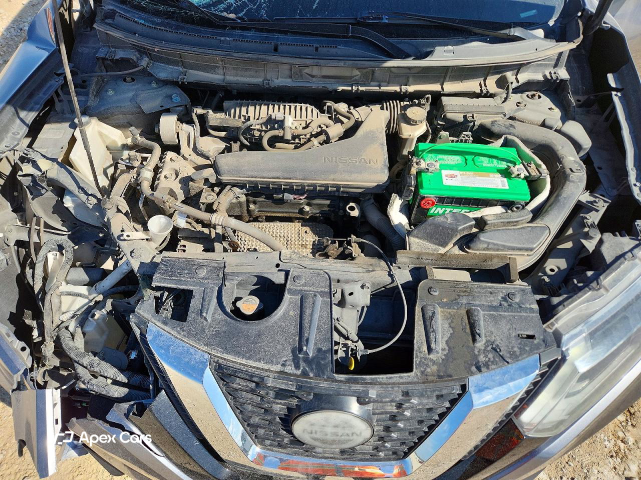 Nissan  2019