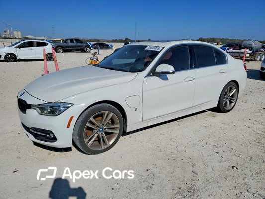 BMW Series 3 2018 - Image 1 of 11
