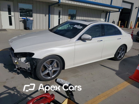 Mercedes-Benz E-klasse 2017 - Image 1 of 13