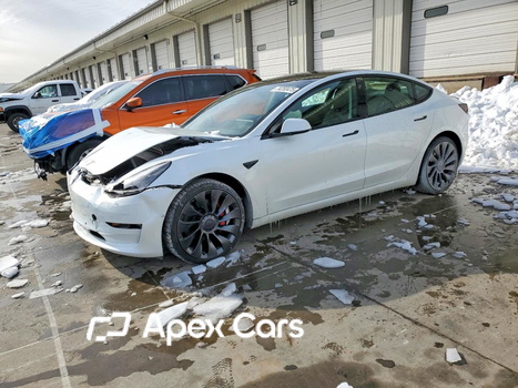 Tesla Model 3 2022 - Image 1 of 14