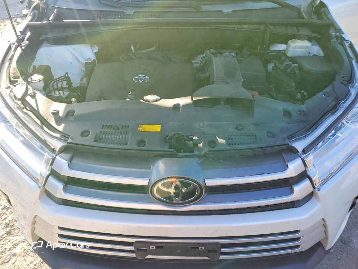 Toyota Highlander 2018