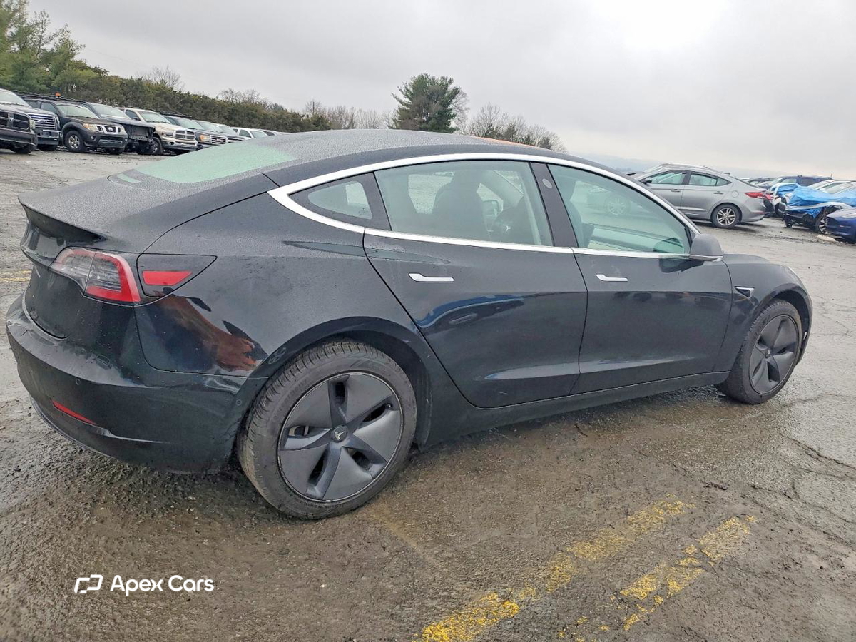 Tesla Model 3 2018