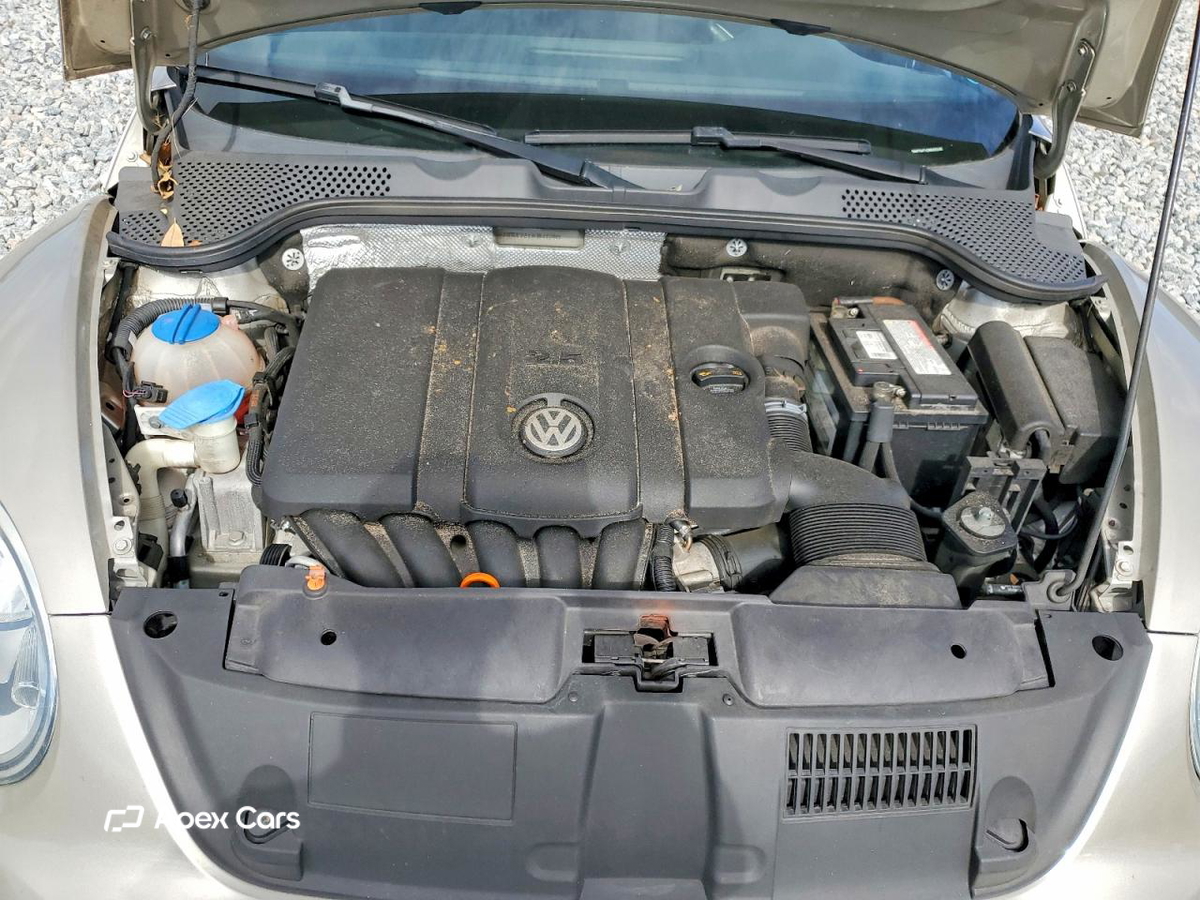 Volkswagen Beetle 2012