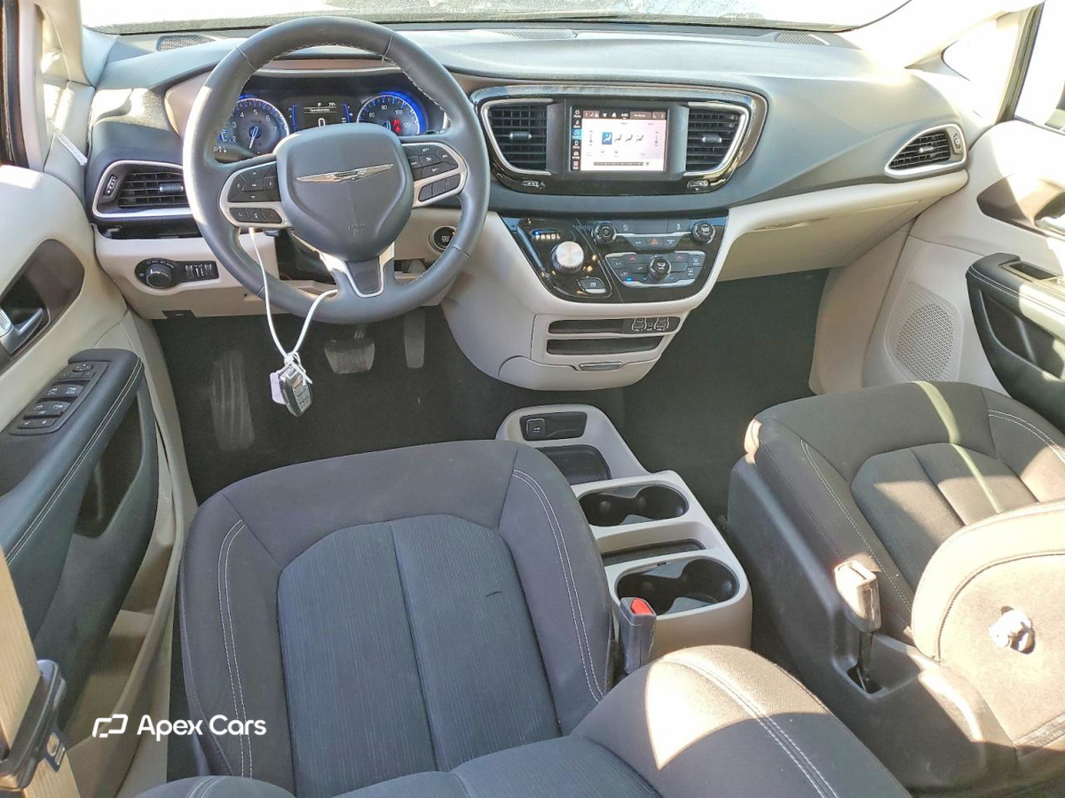 Chrysler Voyager 2023