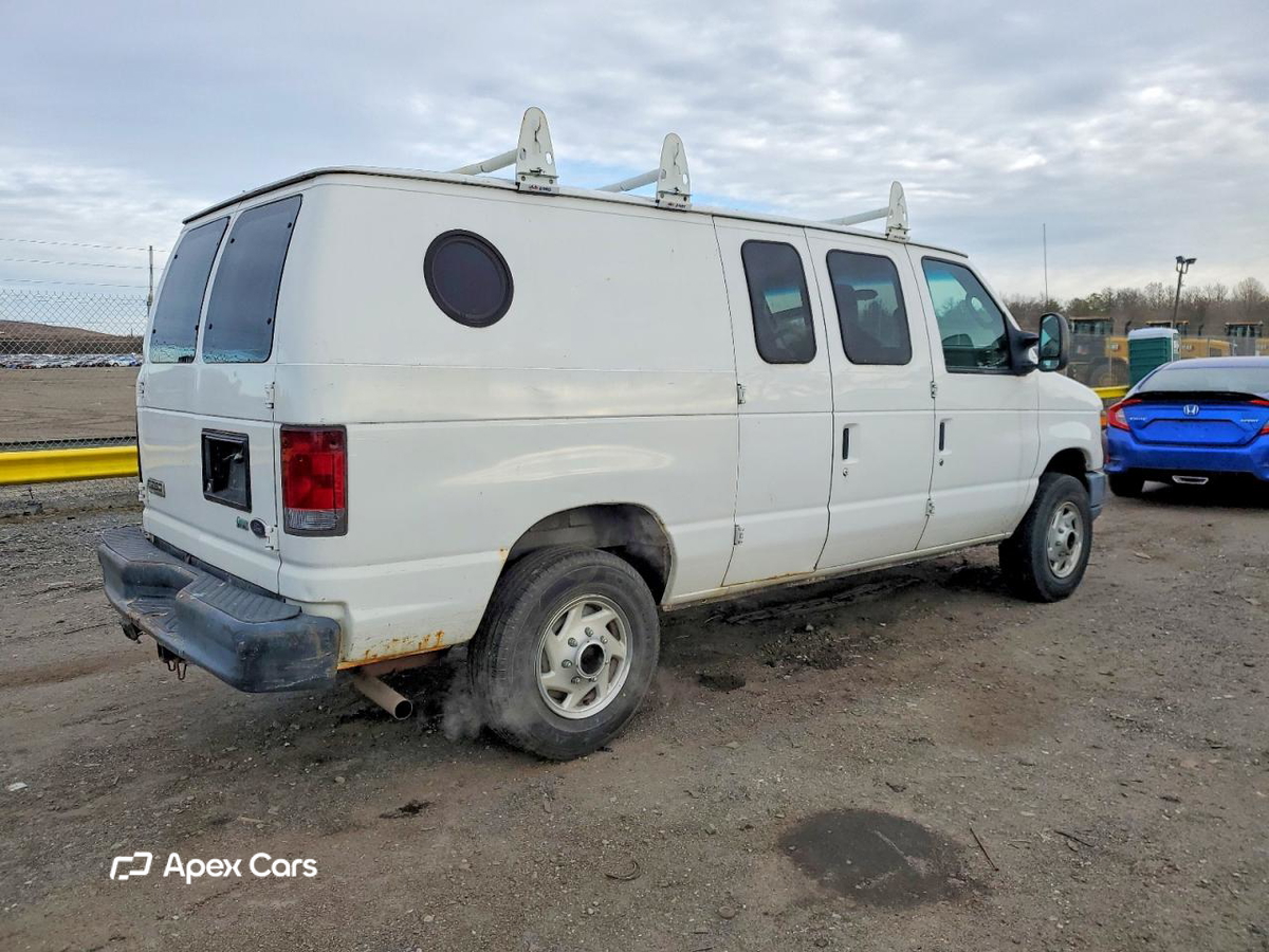 Ford Econoline 2010