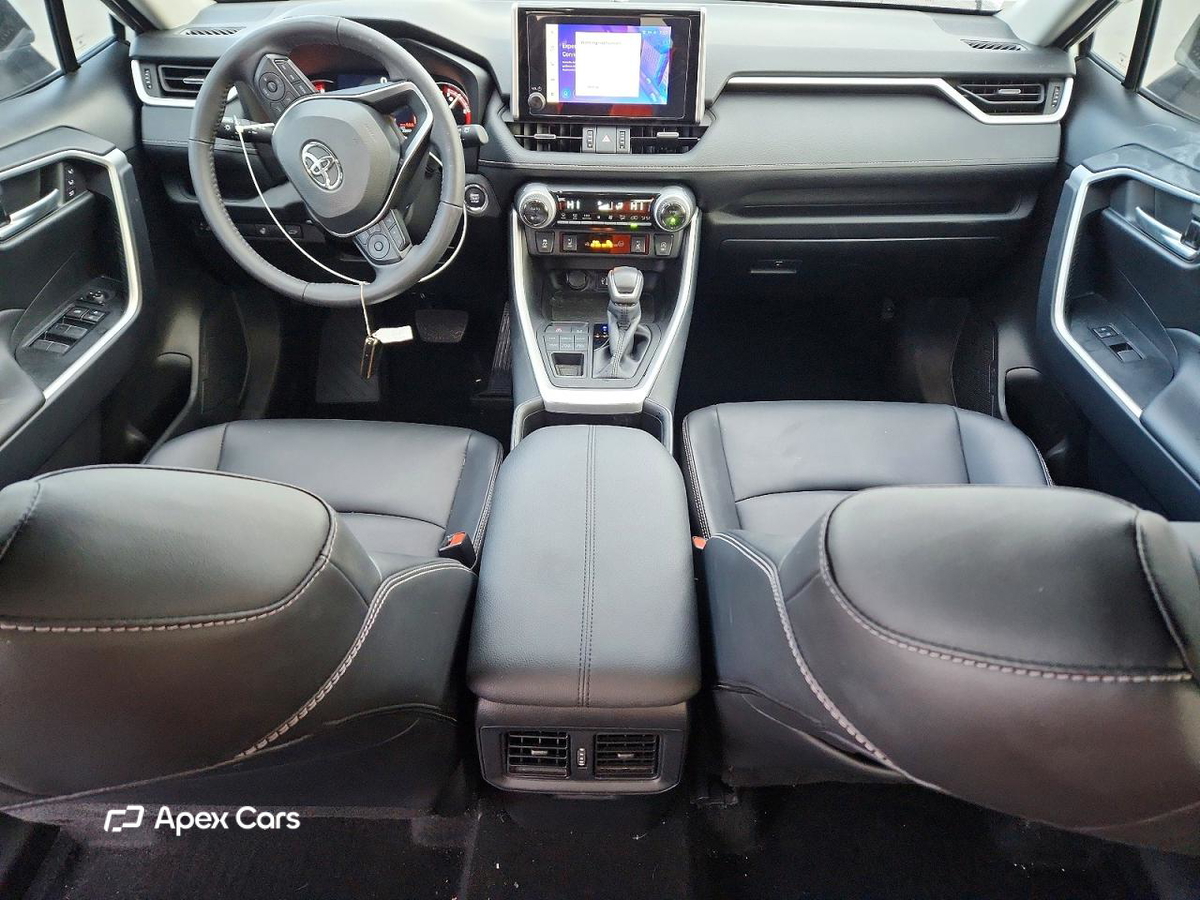 Toyota RAV 4 2024