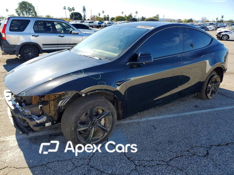 Tesla Model Y 2026 - Zdjęcie 1 z 15