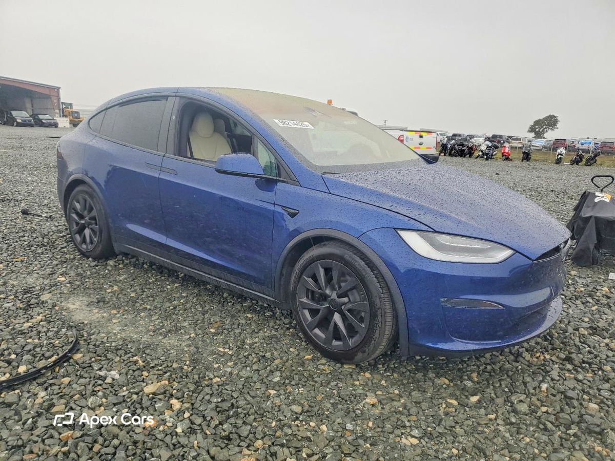 Tesla Model X 2022