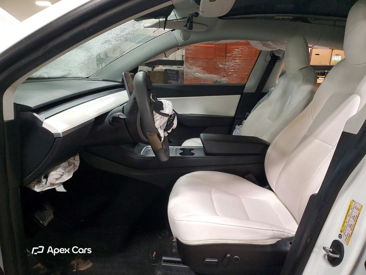 Tesla Model Y 2021