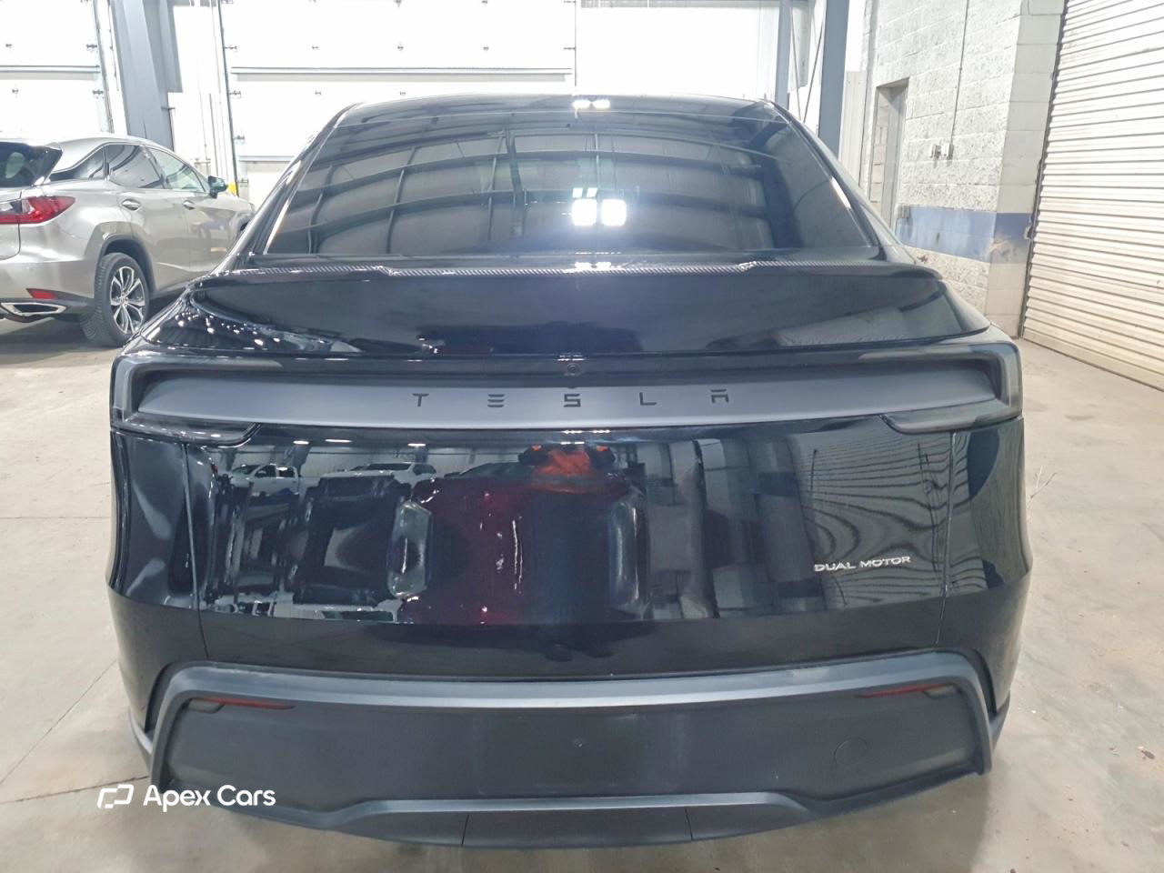Tesla Model Y 2026