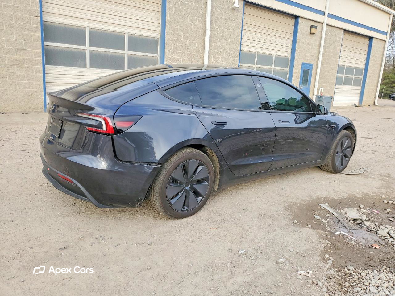 Tesla Model 3 2025