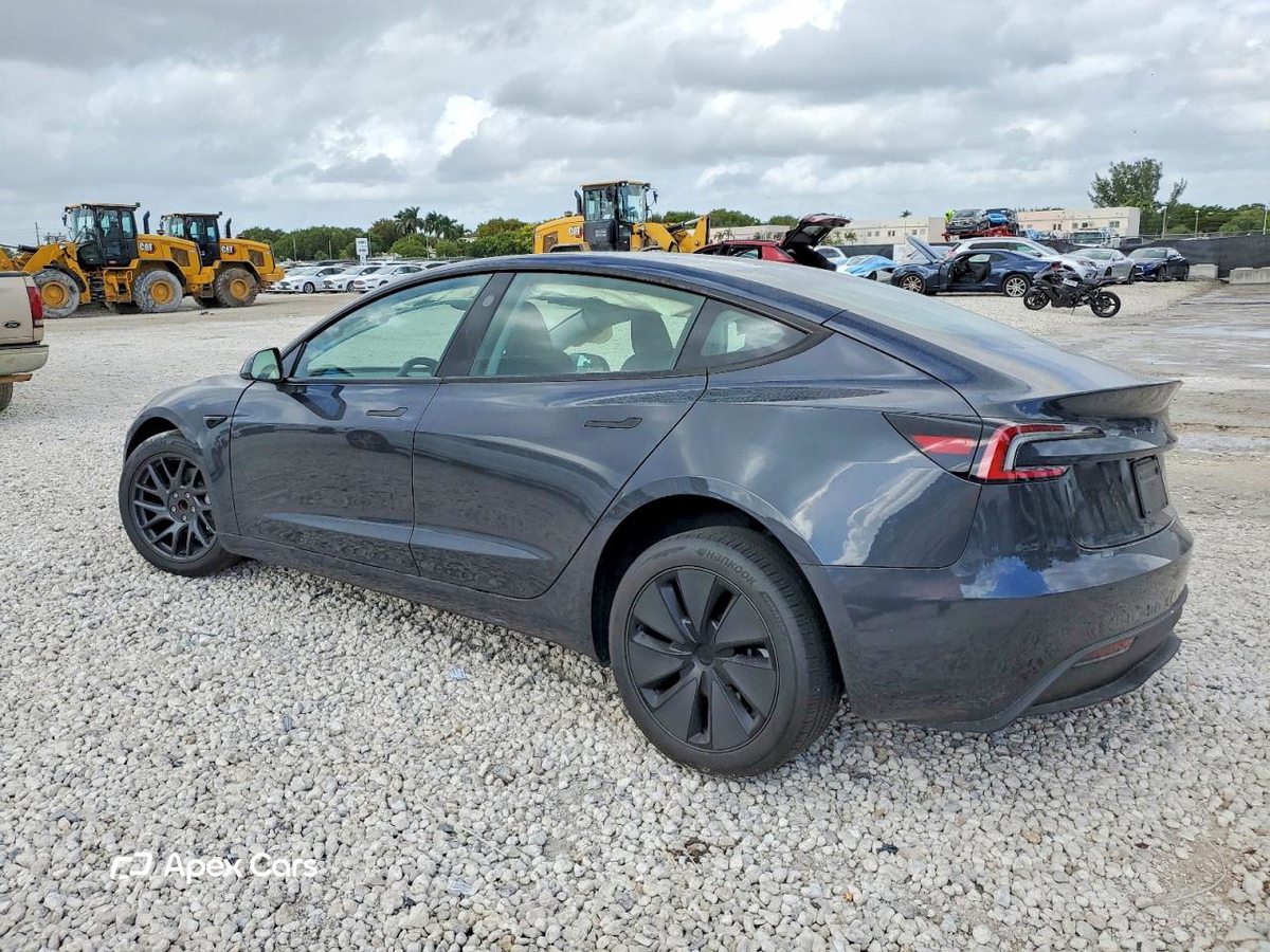 Tesla Model 3 2025