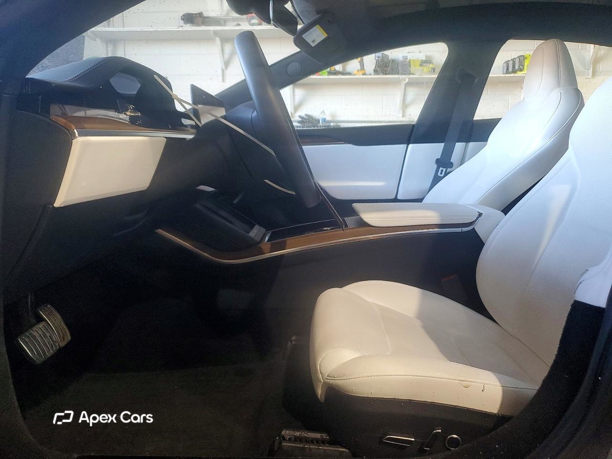 Tesla Model S 2023