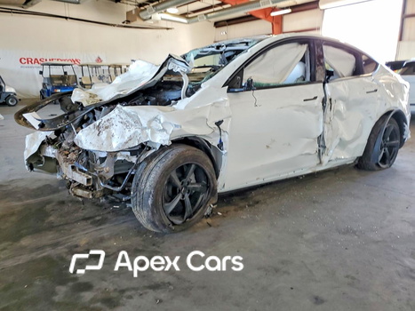 Tesla Model Y 2026 - Zdjęcie 1 z 14