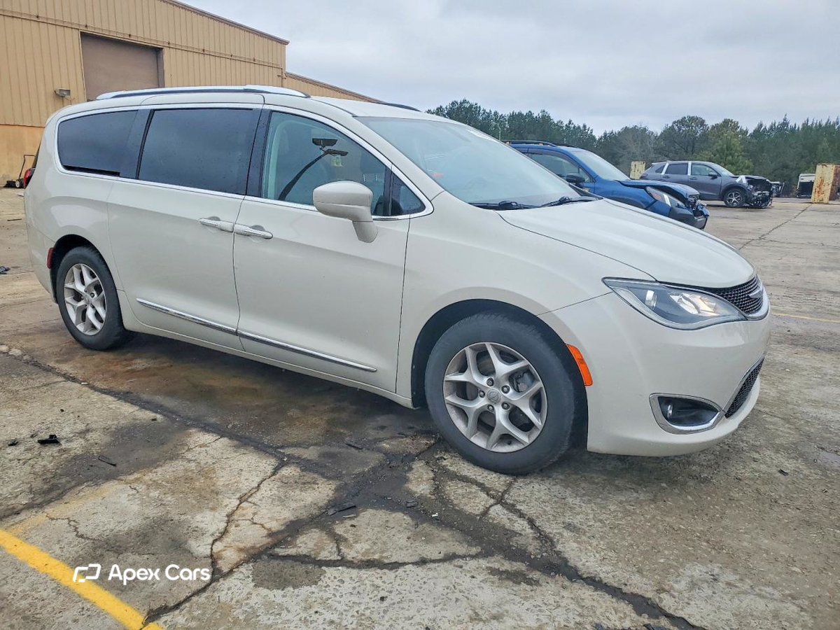 Chrysler Pacifica 2017