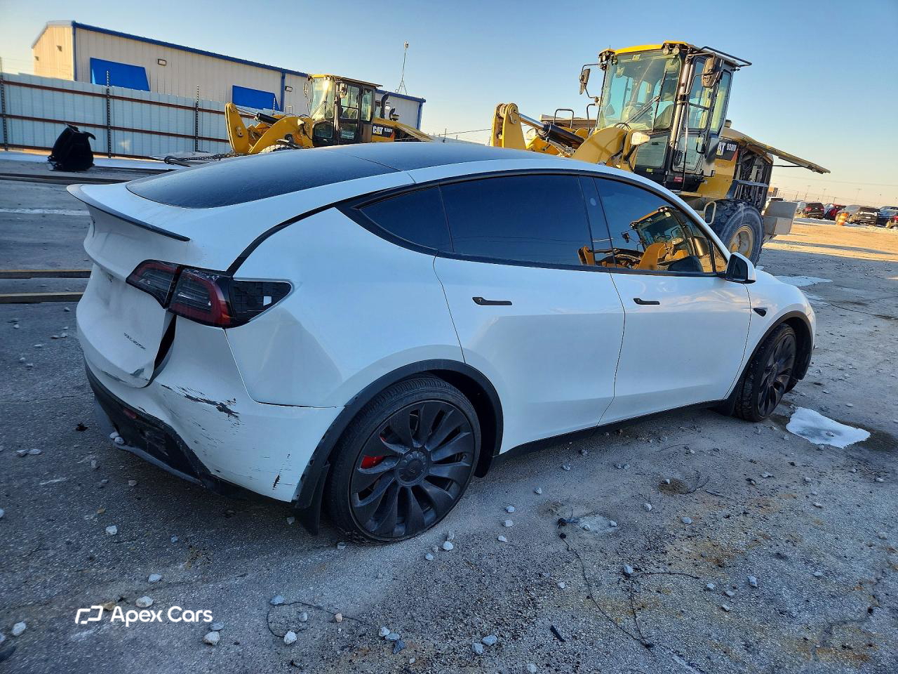 Tesla Model Y 2024