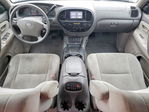 Toyota Sequoia 2005
