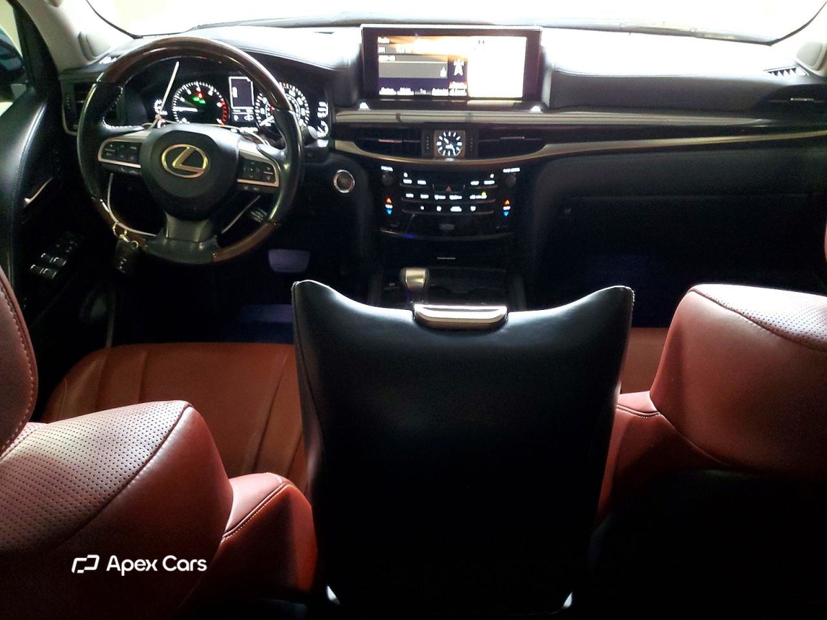 Lexus LX 2016