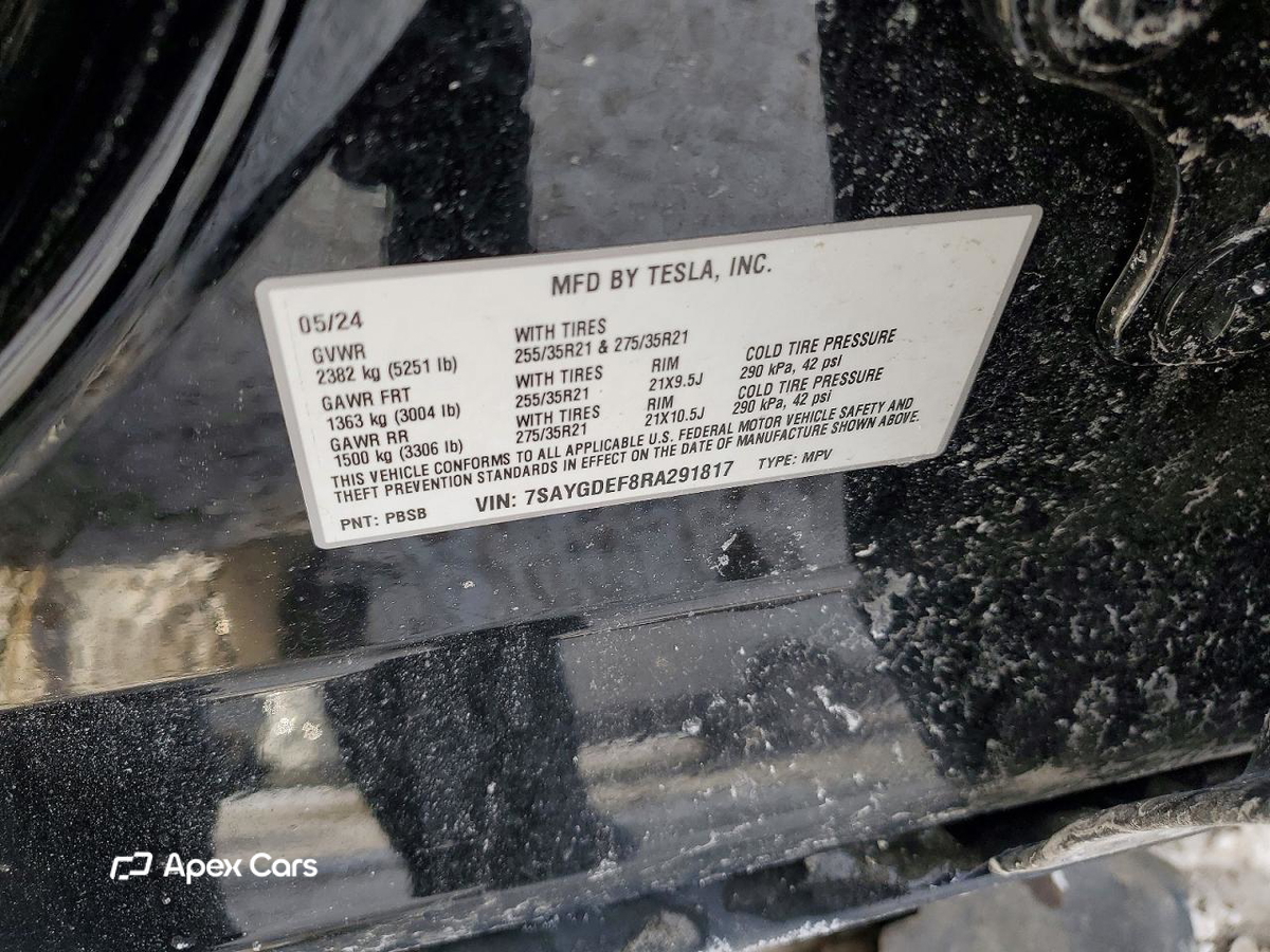 Tesla Model Y 2024