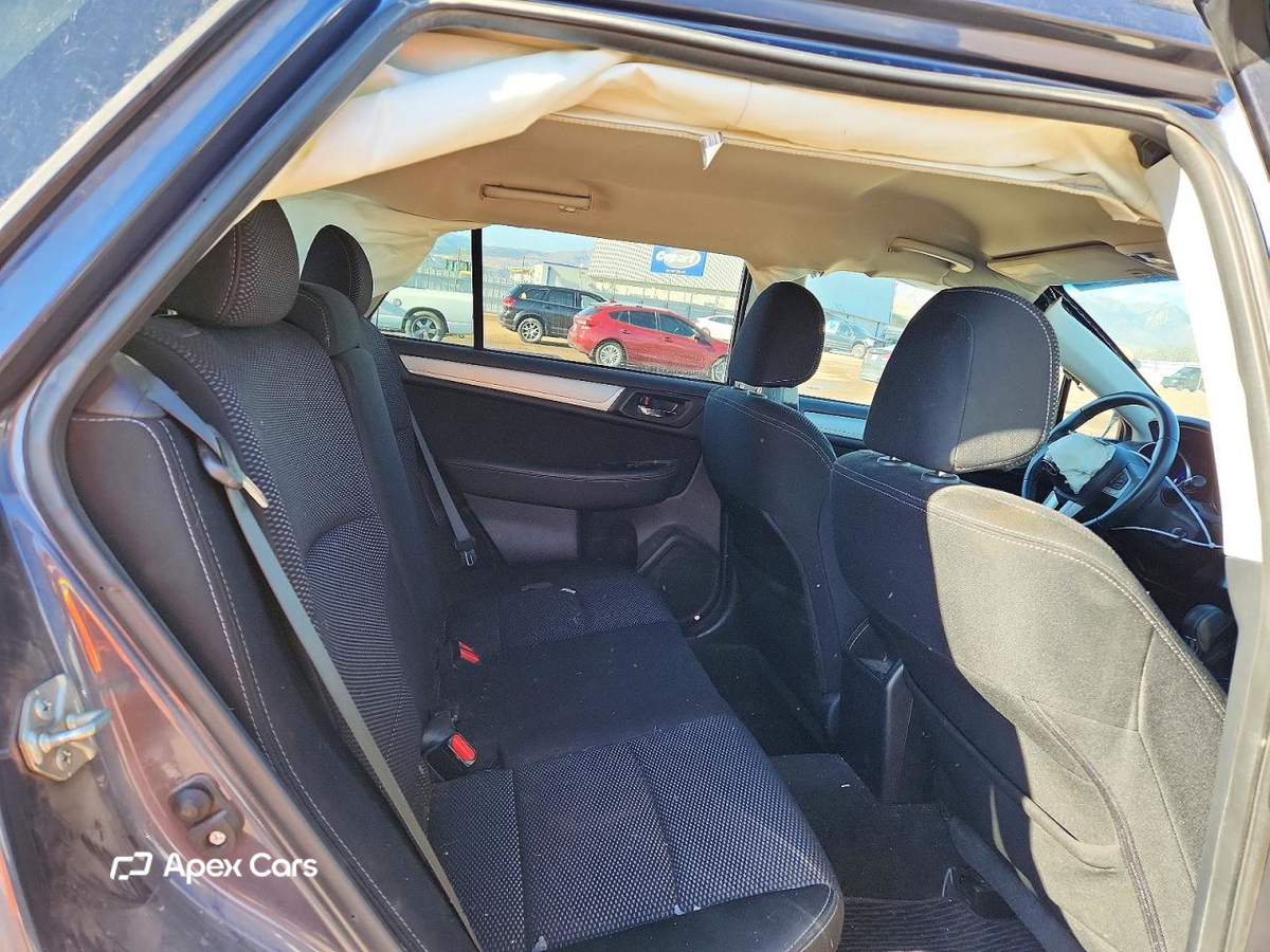 Subaru Outback 2015