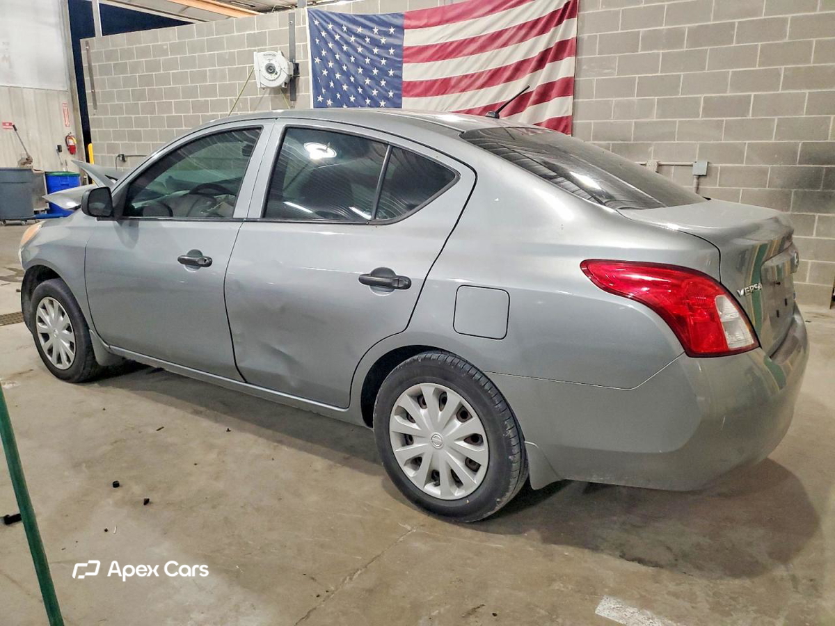 Nissan Versa 2012